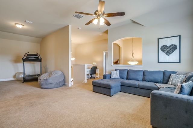 100 Sendero Oak Drive, Crowley, TX 76036