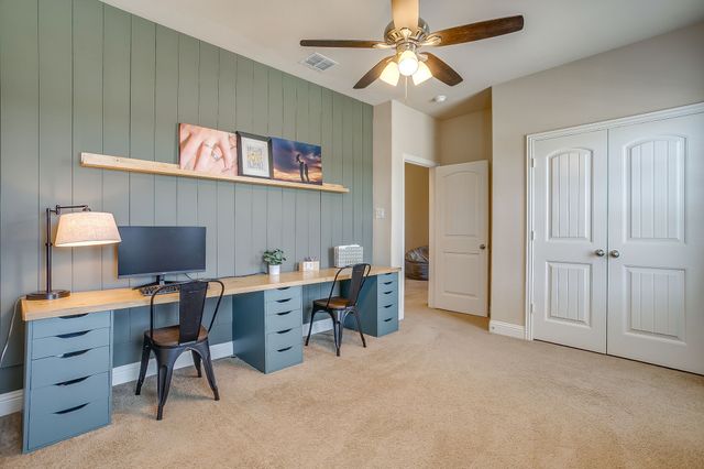 100 Sendero Oak Drive, Crowley, TX 76036