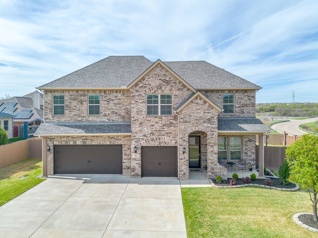 100 Sendero Oak Drive, Crowley, TX 76036