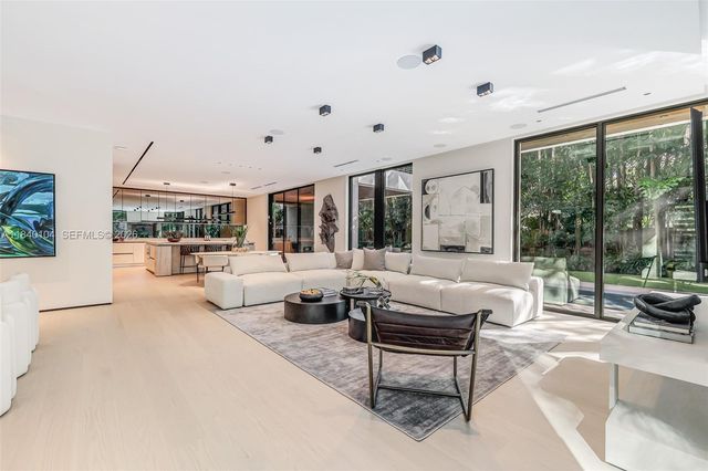 3860 Little Avenue, Miami, FL 33133