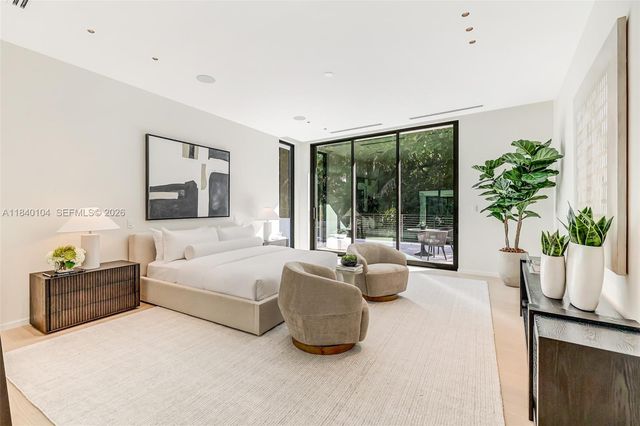 3860 Little Avenue, Miami, FL 33133