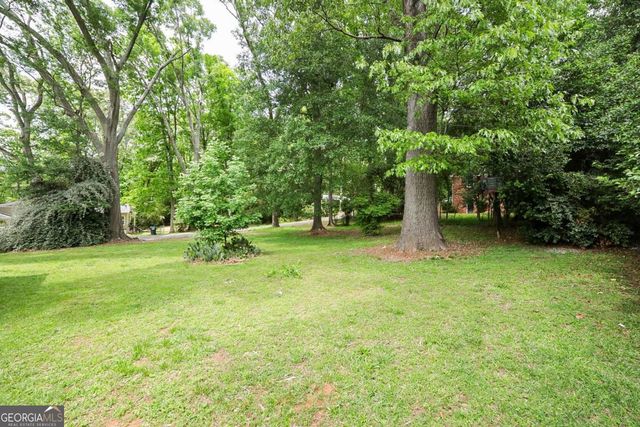 120 Hunt Road, Athens, GA 30606