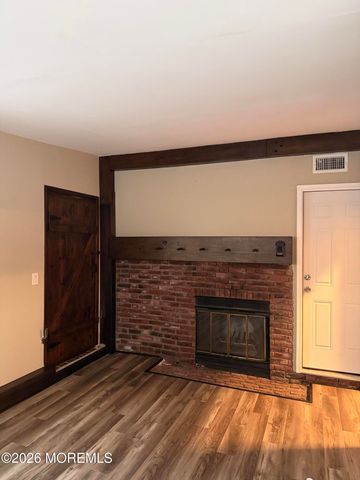 340 Suburban Drive, Toms River, NJ 08753