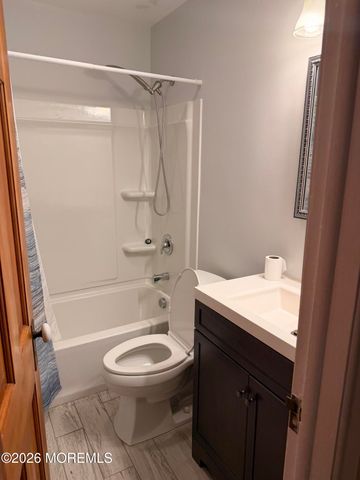 340 Suburban Drive, Toms River, NJ 08753