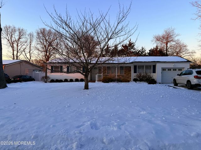 340 Suburban Drive, Toms River, NJ 08753