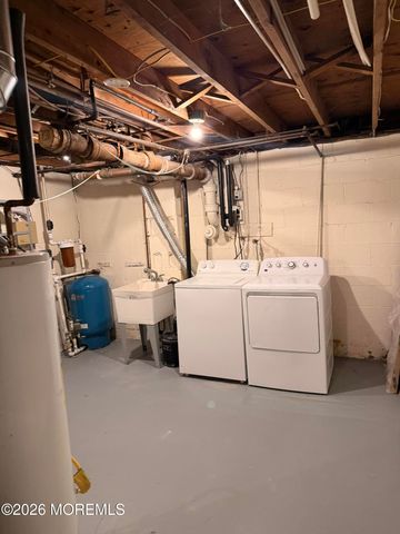 340 Suburban Drive, Toms River, NJ 08753