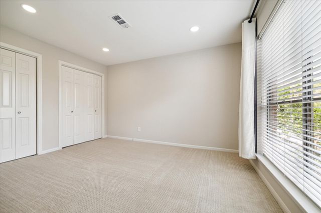 15 Rutgers Place, West University Place, TX 77005