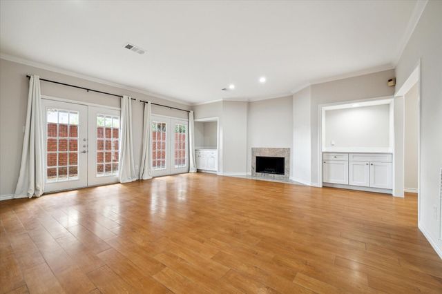 15 Rutgers Place, West University Place, TX 77005