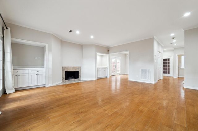 15 Rutgers Place, West University Place, TX 77005