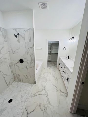 12515 County Road 346, Winona, TX 75792