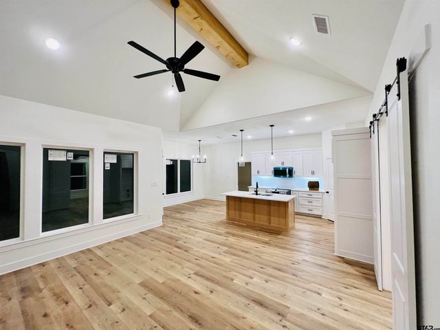 12515 County Road 346, Winona, TX 75792