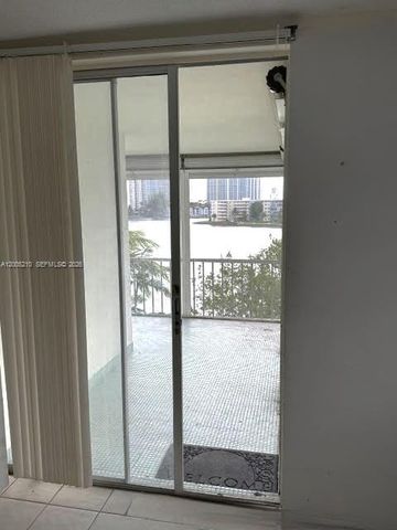2861 Leonard Drive F514, Aventura, FL 33160