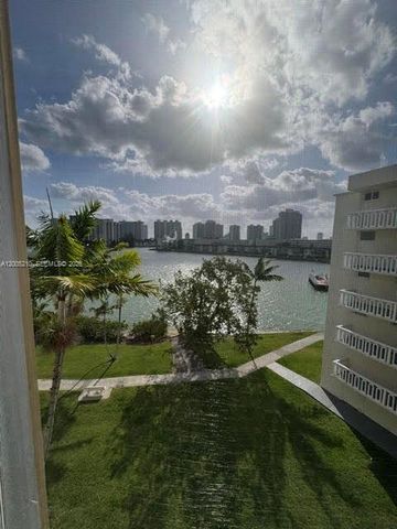 2861 Leonard Drive F514, Aventura, FL 33160