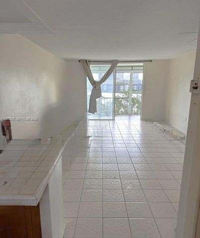 2861 Leonard Drive F514, Aventura, FL 33160