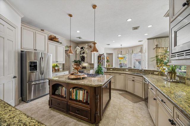 18811 Rosebud Knoll Court, Cypress, TX 77429