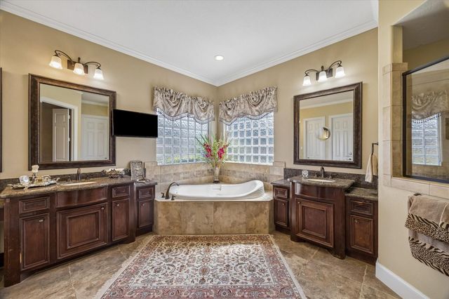 18811 Rosebud Knoll Court, Cypress, TX 77429
