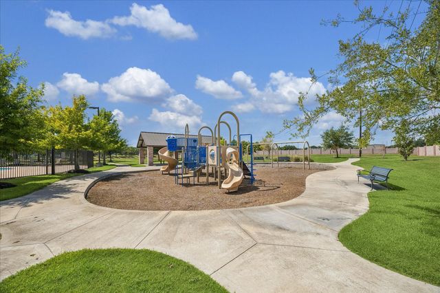 18811 Rosebud Knoll Court, Cypress, TX 77429