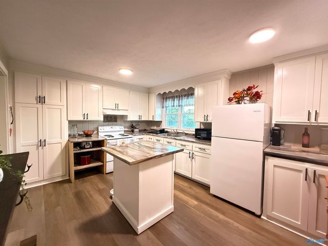 20916 Yarbrough Road, Athens, AL 35613