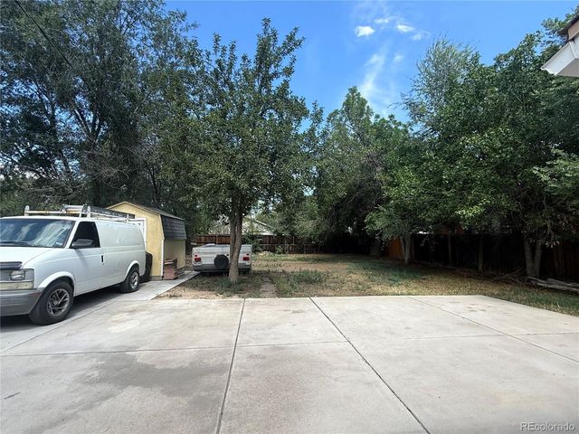 5353 W 4th Avenue, Lakewood, CO 80226