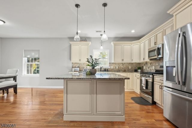 1718 W 4Th St, Piscataway Twp., NJ 08854