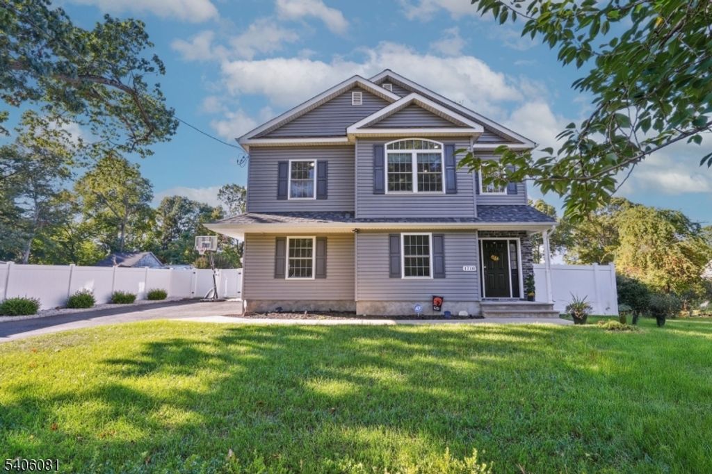 1718 W 4Th St, Piscataway Twp., NJ 08854