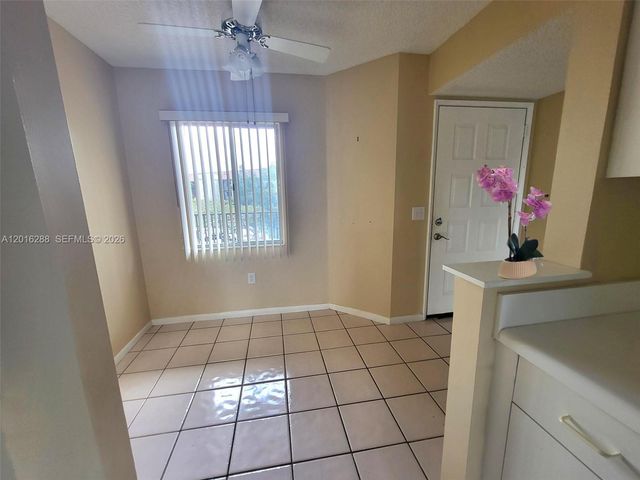 13705 SW 12th St 304B, Pembroke Pines, FL 33027