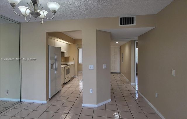 13705 SW 12th St 304B, Pembroke Pines, FL 33027