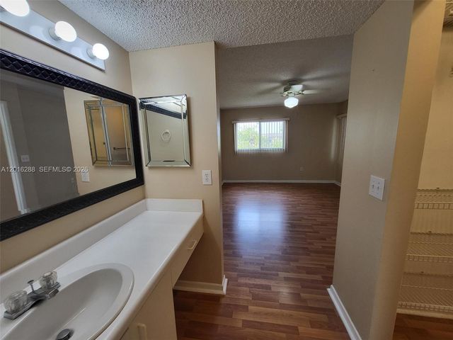 13705 SW 12th St 304B, Pembroke Pines, FL 33027