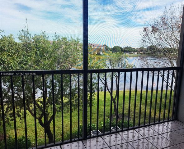 13705 SW 12th St 304B, Pembroke Pines, FL 33027