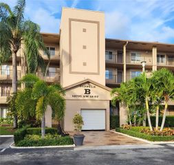 13705 SW 12th St 304B, Pembroke Pines, FL 33027