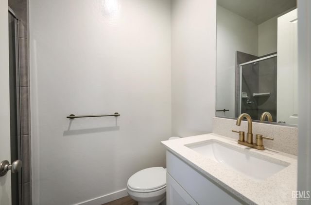 908 Brookline Lane, Bakersfield, CA 93314