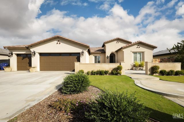 908 Brookline Lane, Bakersfield, CA 93314