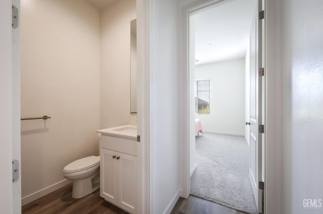 908 Brookline Lane, Bakersfield, CA 93314