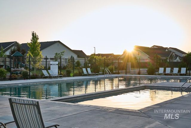 5891 S Sublimity Avenue, Meridian, ID 83642