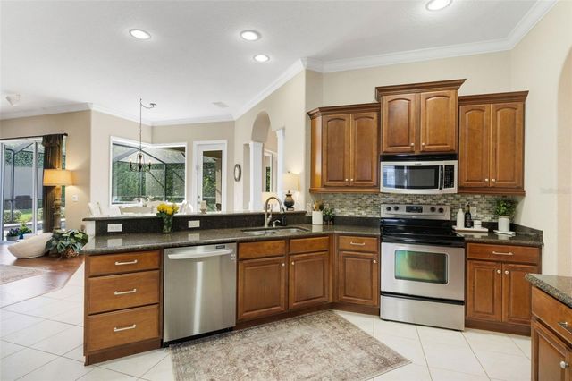 5705 VINTAGE VIEW AVENUE, Lakeland, FL 33812