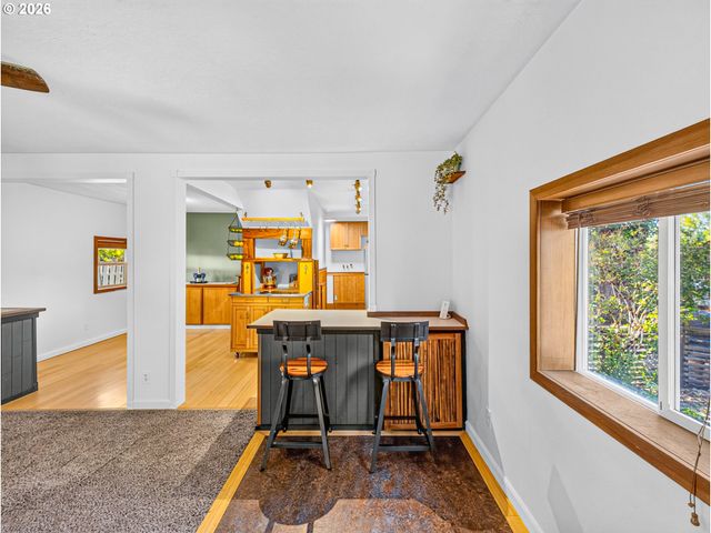 23065 Sw MAIN St, Sherwood, OR 97140