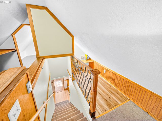23065 Sw MAIN St, Sherwood, OR 97140