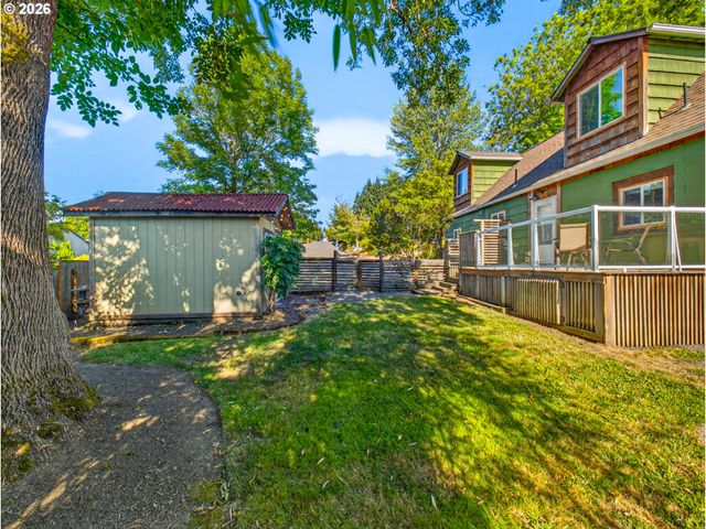 23065 Sw MAIN St, Sherwood, OR 97140