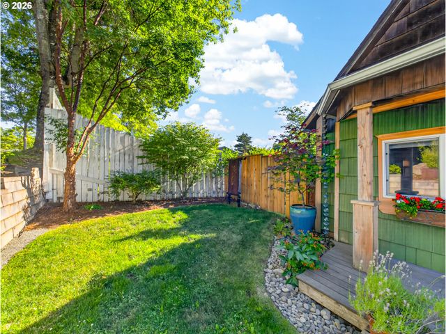 23065 Sw MAIN St, Sherwood, OR 97140