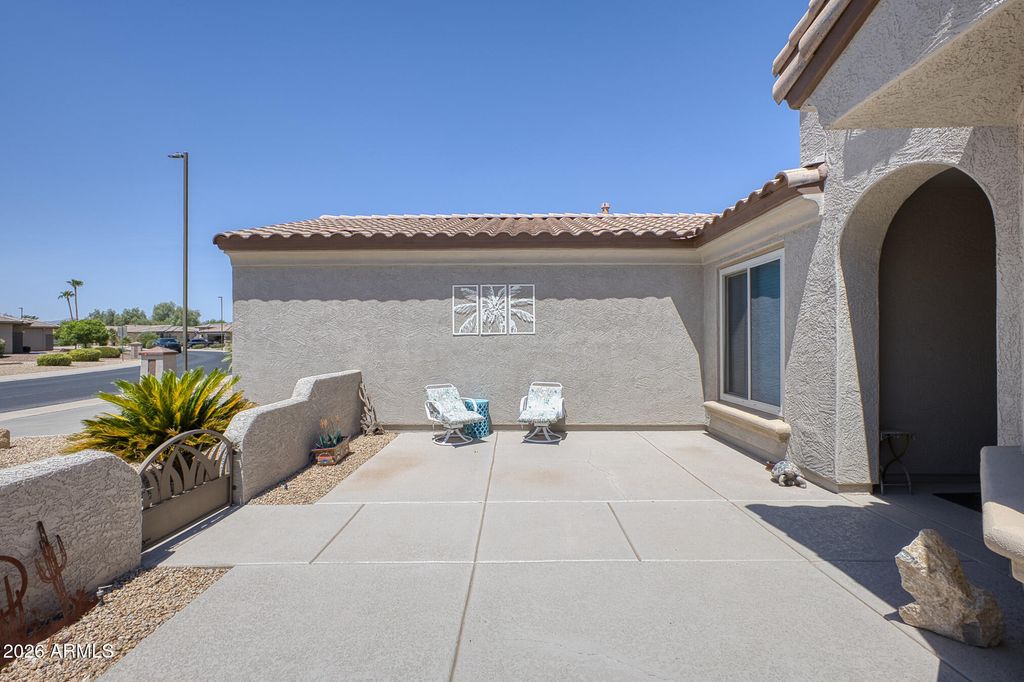 18849 N SUMMERBREEZE Way, Surprise, AZ 85374 — photo 5