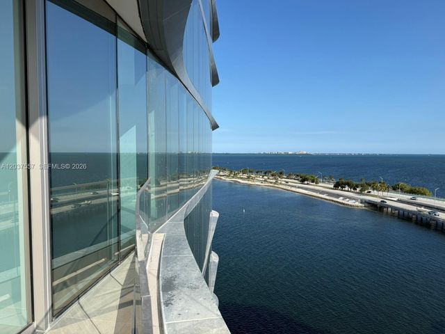 175 SE 25th Road 903, Miami, FL 33129