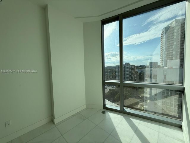 175 SE 25th Road 903, Miami, FL 33129
