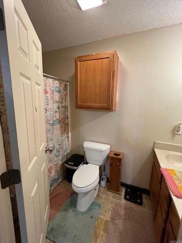 34 Springfield Rd, Springfield, AR 72157