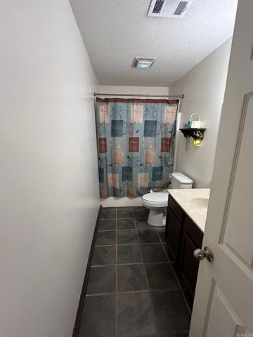 34 Springfield Rd, Springfield, AR 72157