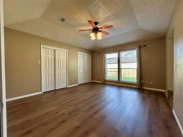 2711 Laurel Creek Way Way, Pearland, TX 77581