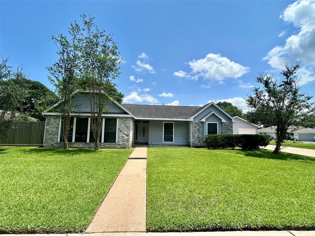 2711 Laurel Creek Way Way, Pearland, TX 77581