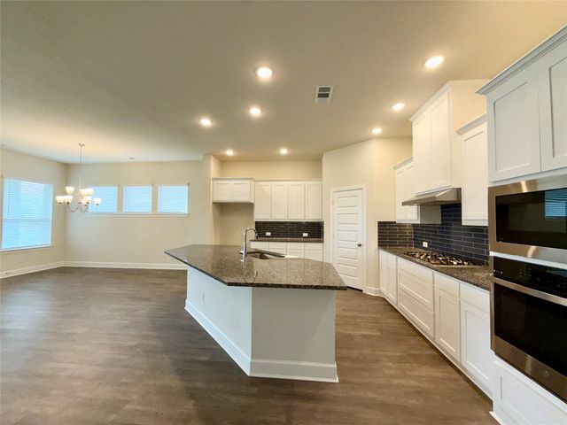 1804 Welker Drive, Van Alstyne, TX 75495