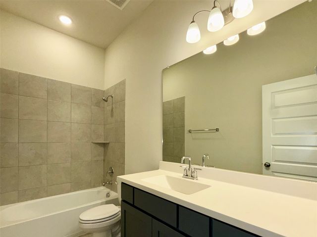 1804 Welker Drive, Van Alstyne, TX 75495