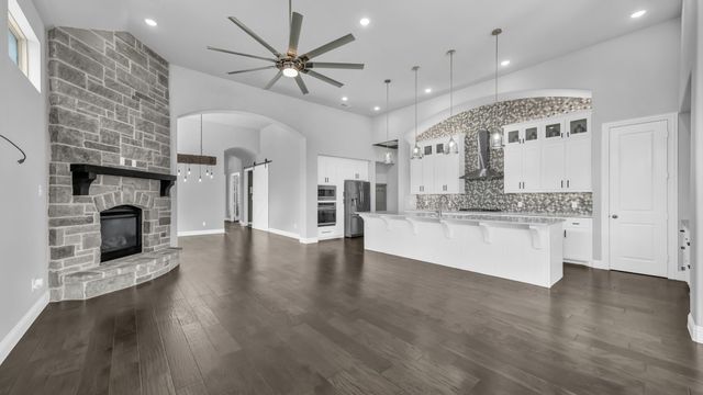 433 Christel Sun Lane, Aledo, TX 76008