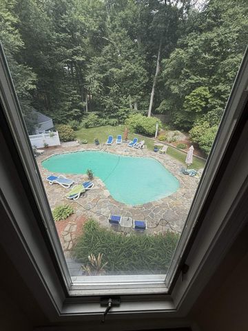 6 Haines Terrace, Merrimack, NH 03054